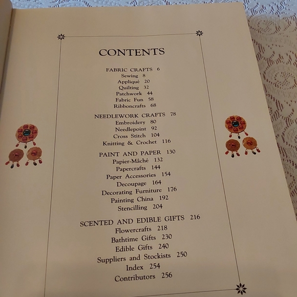 🌺 Near New Huge Creative Crafts Book - Picture 12 of 14